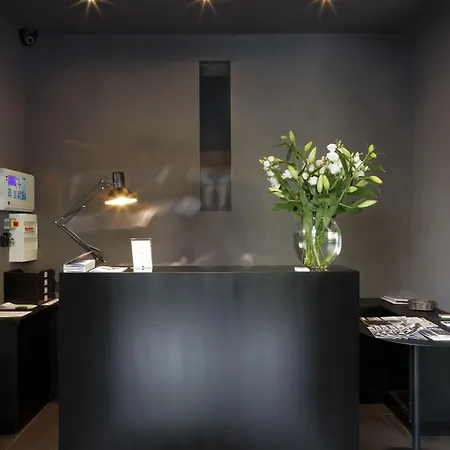 Korner Saint Marcel Hotel